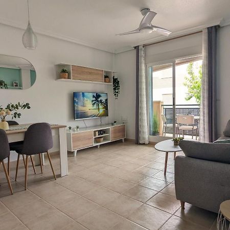 Apartamento Las Palmeras - Con Terraza, Barbacoa, Aire Acondicionado Y A 250M De La Playa! Los Alcázares Exterior foto